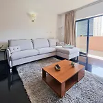 Rocha Tower Lovely * بورتيماو