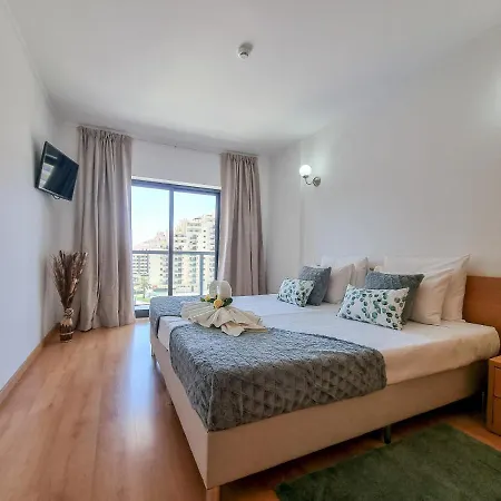 Rocha Tower Lovely פורטימאו