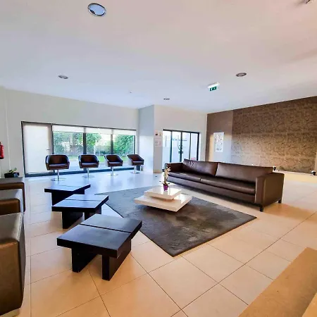 Rocha Tower Lovely דירה *